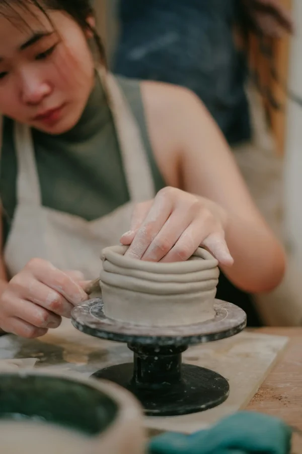 taller de cerámica con torno
